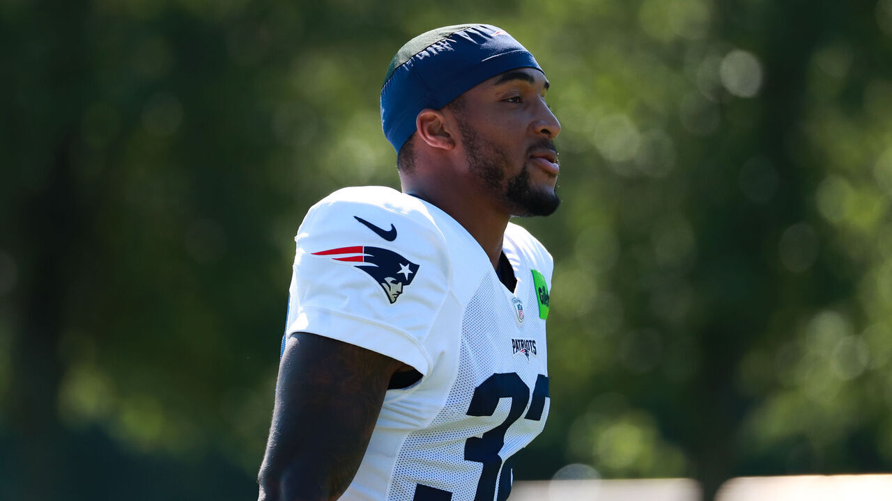 FOXBOROUGH, MA - AUGUST 07: TreVeyon Henderson #32 of the New England Patriots arrives to New England Patriots training camp on August 6, 2026 at Gillette Stadium in Foxborough, Massachusetts.