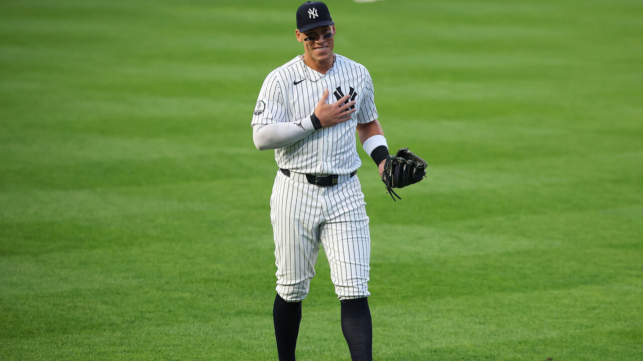 NEW YORK, NY - SEPTEMBER 08: Aaron Judge #99 of the New York Yankees acknowledges the fans before the game against the Colorado Rockies at Yankee Stadium on September 8, 2026 in New York, New York.