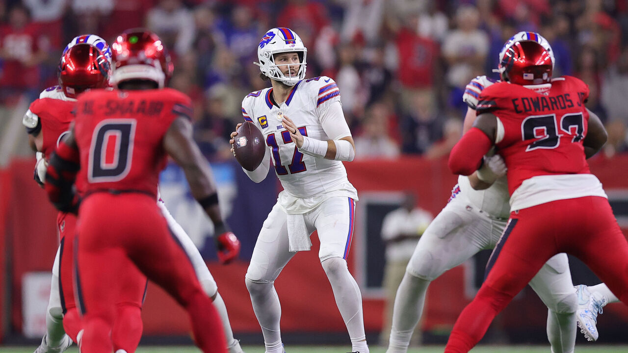 HOUSTON, TEXAS - NOVEMBER 20: Josh Allen #17 of the Buffalo Bills looks to pass the ball against the Houston Texans during the first half at NRG Stadium on November 20, 2025 in Houston, Texas.