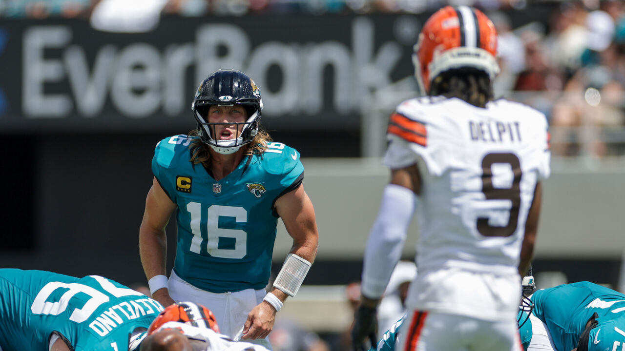 JACKSONVILLE, FL - SEPTEMBER 13: Trevor Lawrence #16 of the Jacksonville Jaguars lines up for a play during the game between the Jacksonville Jaguars and the Cleveland Browns on September 13, 2026 at EverBank Stadium in Jacksonville, Fl.
