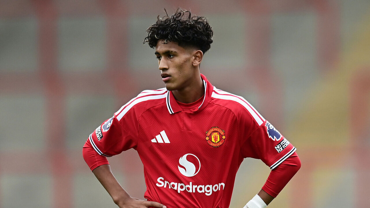LEIGH, ENGLAND - AUGUST 31: JJ Gabriel of Manchester United U21 in action during the Premier League 2 match between Manchester United U21 and Leicester City U21 at Leigh Sports Village on August 31, 2026 in Leigh, England.