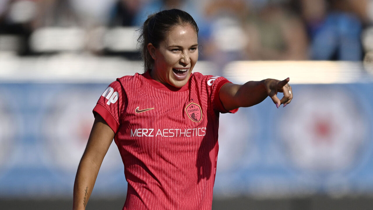 EVANSTON, ILLINOIS - SEPTEMBER 06: Ashley Sanchez #2 of North Carolina Courage celebrates scoring her team's sixth goal during the NWSL match between Chicago Stars FC and North Carolina Courage at Martin Stadium on September 06, 2026 in Evanston, Illinois.