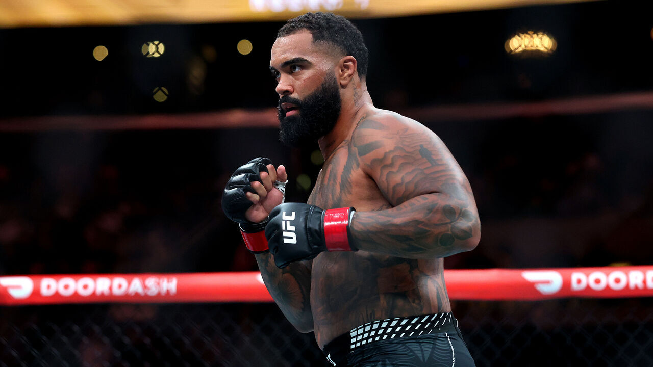 LOS ANGELES, CALIFORNIA - SEPTEMBER 19: Gable Steveson of the United States preapres to fight Sean Sharaf of the United States in their heavyweight bout during UFC 331: Van v Pantoja 2 at Crypto.com Arena on September 19, 2026 in Los Angeles, California.