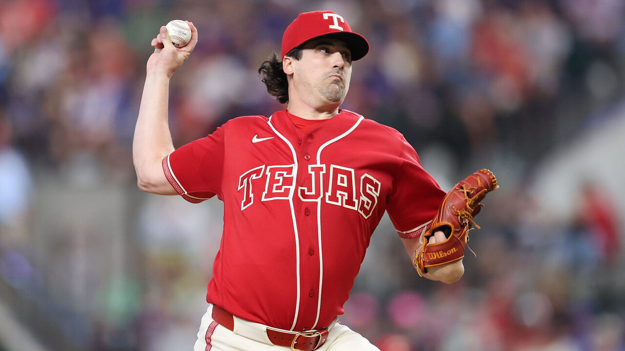 ARLINGTON, TEXAS - SEPTEMBER 19: Cal Quantrill #44 of the Texas Rangers pitches during the first inning against the Toronto Blue Jays at Globe Life Field on September 19, 2026 in Arlington, Texas.