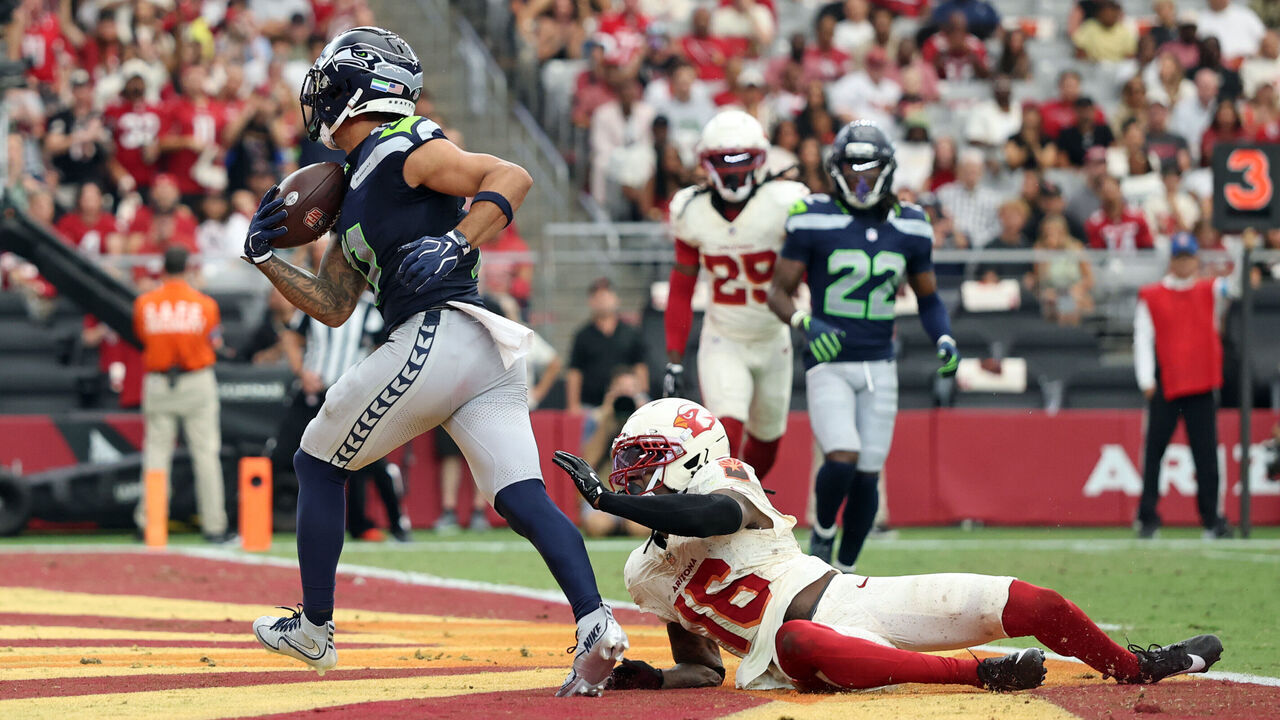 GLENDALE, ARIZONA - SEPTEMBER 20: Jaxon Smith-Njigba #11 of the Seattle Seahawks scores a touchdown during the third quarter of the game against the Arizona Cardinals at State Farm Stadium on September 20, 2026 in Glendale, Arizona.