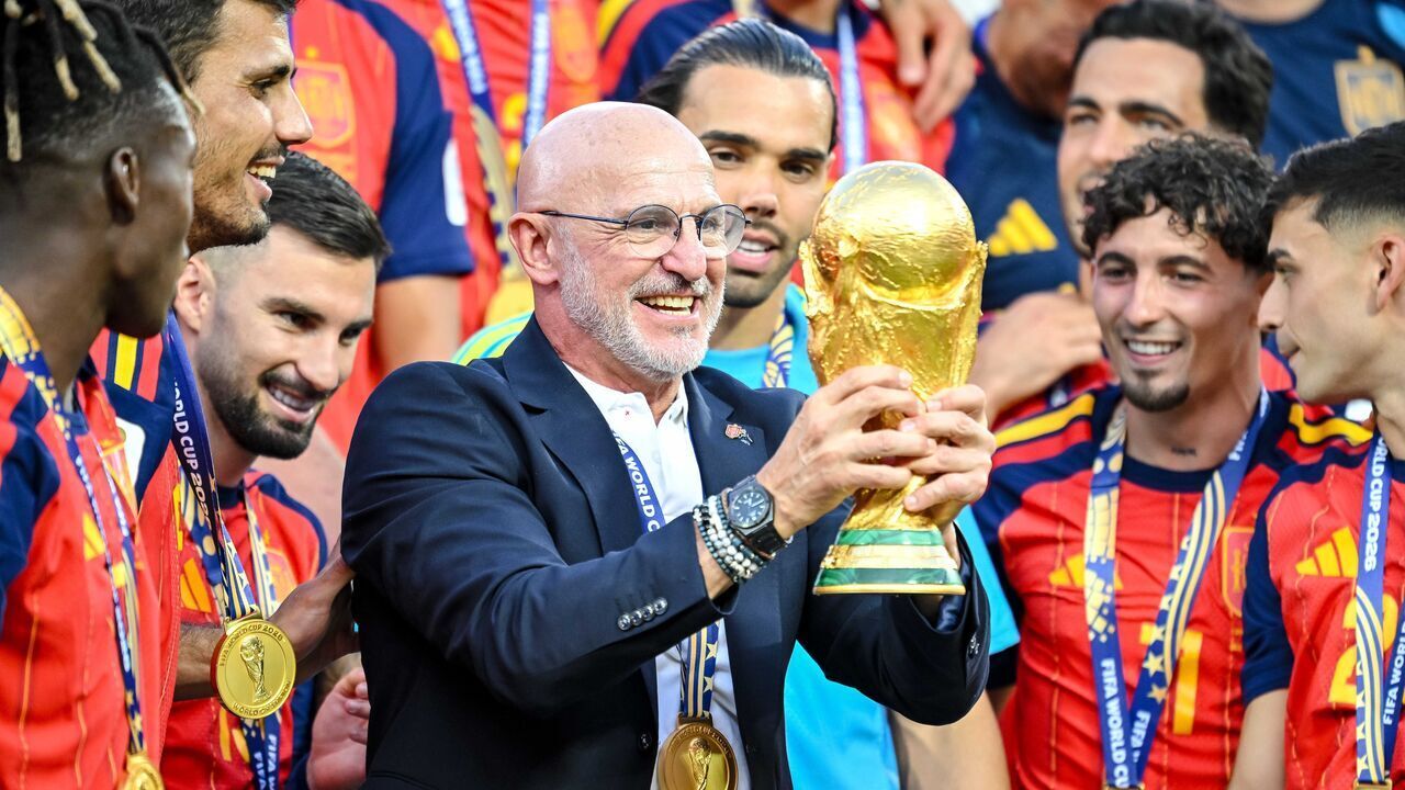 East Rutherford, United States - July 19: coach Luis de la Fuente Castillo of Spain celebrates with the Trophy after winning the FIFA World Cup 2026 Final match between Spain and Argentina at New York New Jersey Stadium on July 19, 2026 in East Rutherford, United States.