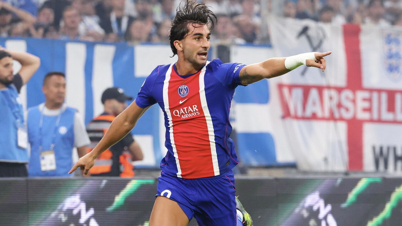 MARSEILLE, FRANCE - SEPTEMBER 20: Ferran Torres #9 of Paris Saint-Germain celebrates his first goal during the Ligue 1 McDonald's 2026/27 match between Olympique de Marseille and Paris Saint-Germain at Stade Velodrome on September 20, 2026 in Marseille, France.
