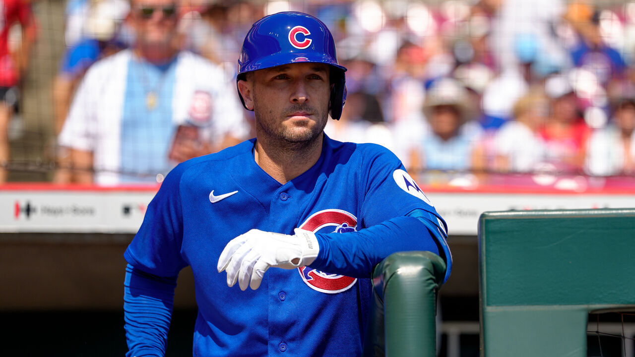 CINCINNATI, OHIO - SEPTEMBER 20: Alex Bregman #3 of the Chicago Cubs looks on before a game against the Cincinnati Reds at Great American Ball Park on September 20, 2026 in Cincinnati, Ohio.