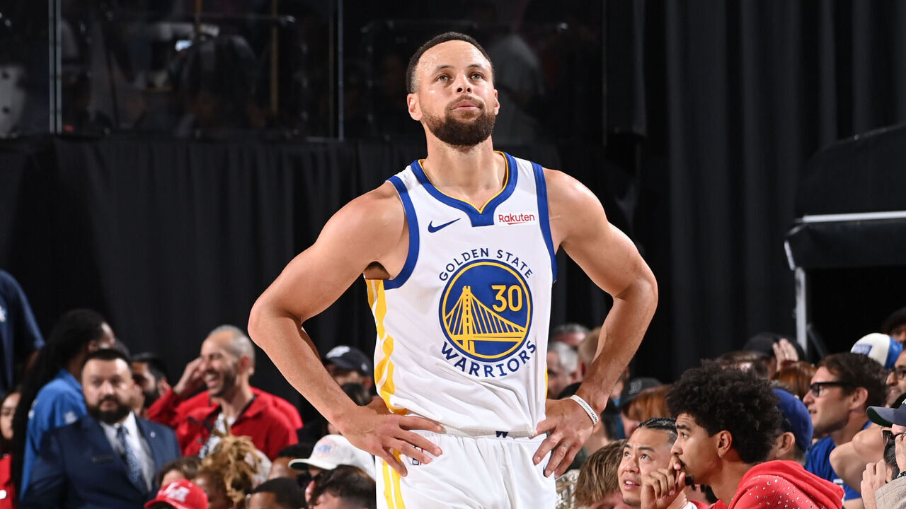 LOS ANGELES, CA - APRIL 15: Stephen Curry #30 of the Golden State Warriors looks on during the game against the LA Clippers on April 15, 2026 at Crypto.com Arena in Los Angeles, California. NOTE TO USER: User expressly acknowledges and agrees that, by downloading and/or using this Photograph, user is consenting to the terms and conditions of the Getty Images License Agreement. Mandatory Copyright Notice: Copyright 2026 NBAE