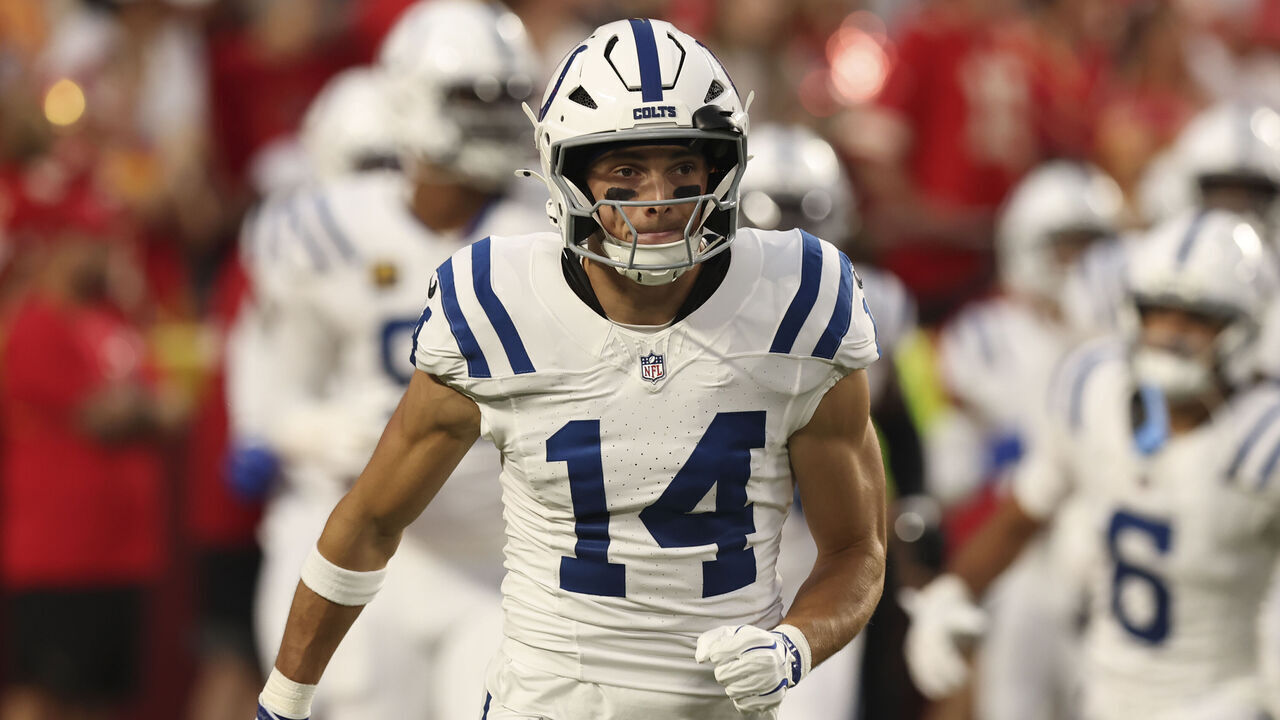 KANSAS CITY, MO - SEPTEMBER 20: Alec Pierce #14 of the Indianapolis Colts runs onto the field before an NFL game between the Indianapolis Colts and Kansas City Chiefs on Sep 20, 2026 at Arrowhead Stadium in Kansas City, MO.