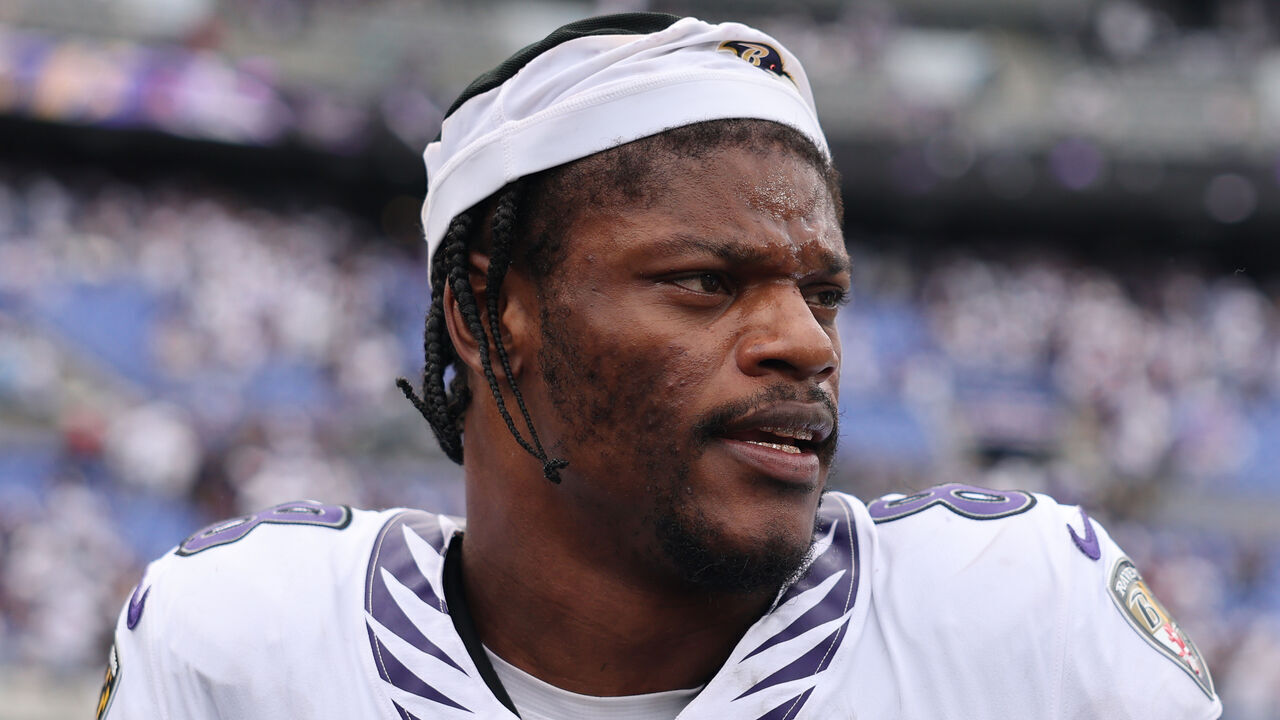 BALTIMORE, MARYLAND - SEPTEMBER 20: Quarterback Lamar Jackson #8 of the Baltimore Ravens looks on after losing against the New Orleans Saints at M&T Bank Stadium on September 20, 2026 in Baltimore, Maryland.