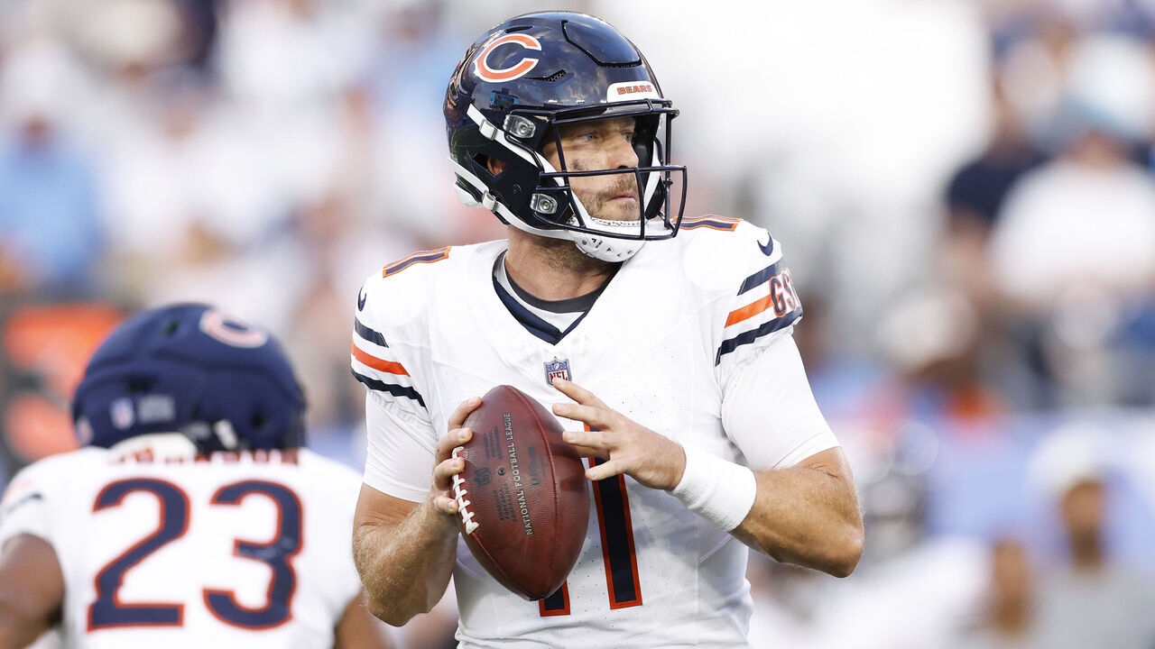 NASHVILLE, TENNESSEE - AUGUST 29: Case Keenum #11 of the Chicago Bears drops back to pass during the second half of the Week 3 preseason game against the Tennessee Titans at Nissan Stadium on August 29, 2026 in Nashville, Tennessee.