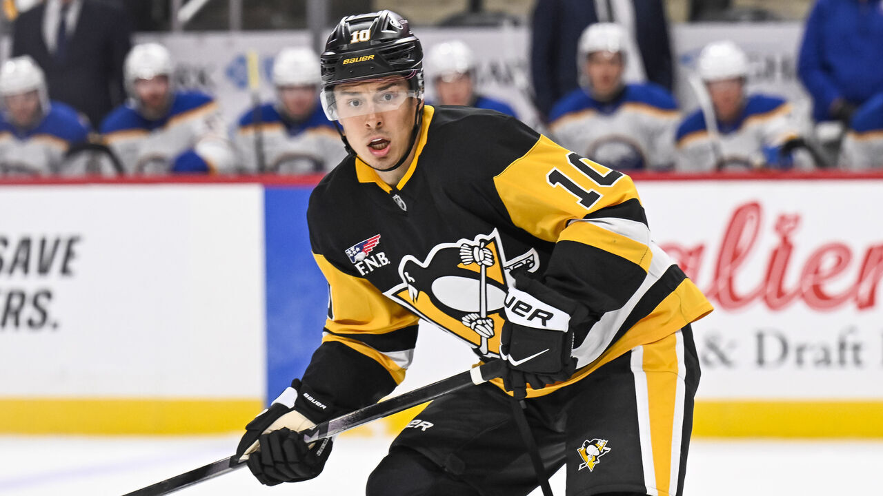 PITTSBURGH, PA - SEPTEMBER 21: Pittsburgh Penguins forward Andrei Kuzmenko (10) skates in the preseason NHL game between the Pittsburgh Penguins and the Buffalo Sabres on September 21, 2026, at PPG Paints Arena in Pittsburgh, PA.