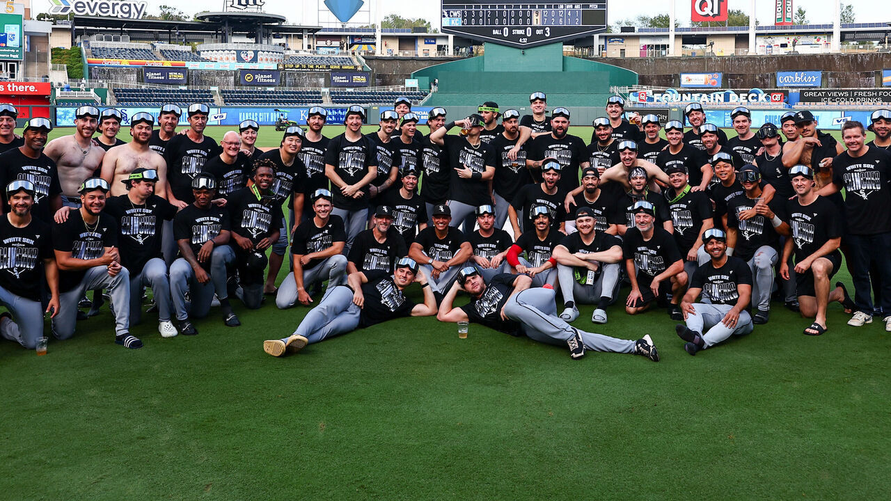 KANSAS CITY, MO - SEPTEMBER 24: Members of the Chicago White Sox celebrate after the Chicago White Sox defeated the Kansas City Royals at Kauffman Stadium on Thursday, September 24, 2026 in Kansas City, Missouri.
