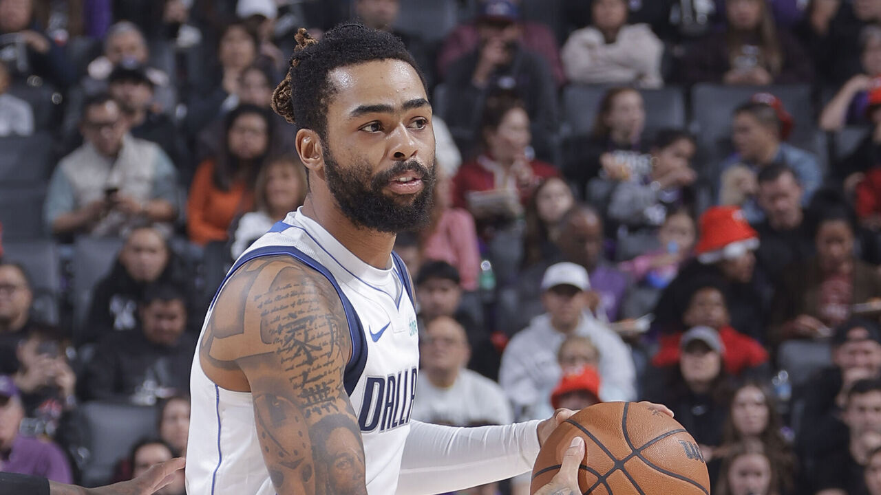SACRAMENTO, CA - DECEMBER 27: D'Angelo Russell #5 of the Dallas Mavericks looks to pass the ball during the game against the Sacramento Kings on December 27, 2025 at Golden 1 Center in Sacramento, California. Mandatory Copyright Notice: Copyright 2025 NBAE