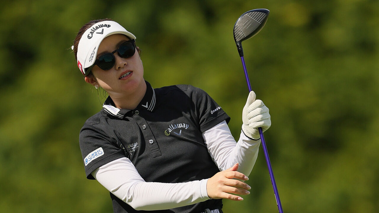 ROGERS, ARKANSAS - SEPTEMBER 25: Yuna Nishimura of Japan plays her shot from the fifth tee during the first round of the Walmart NW Arkansas Championship presented by P&G 2026 at Pinnacle Country Club on September 25, 2026 in Rogers, Arkansas.