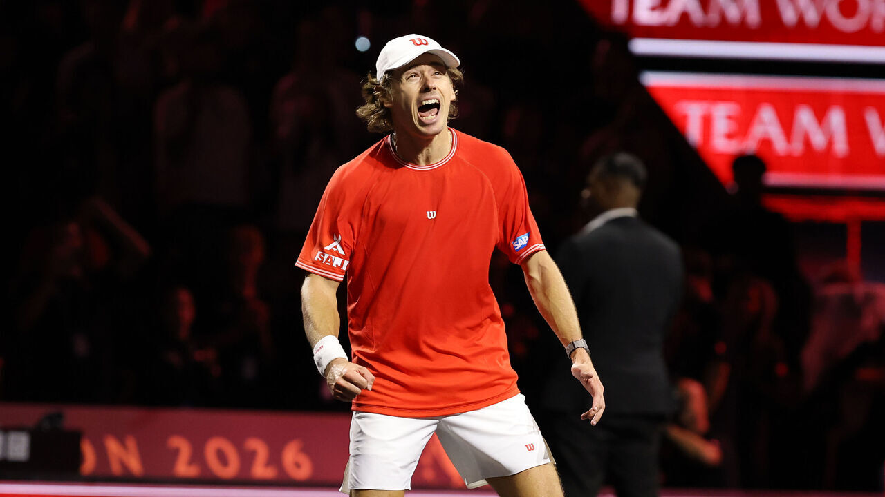 LONDON, ENGLAND - SEPTEMBER 26: Alex de Minaur of Team World celebrates after he wins his match against Alexander Zverev of Team Europe on day two of the 2026 Laver Cup between Team Europe and Team World at The O2 on September 26, 2026 in London, England.