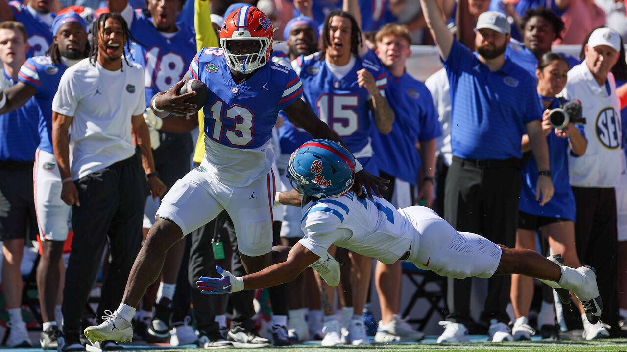 GAINESVILLE, FL - SEPTEMBER 26: Florida Gators running back Jadan Baugh (13) runs with the ball during the game between the Florida Gators and the Mississippi Rebels on September 26, 2026 at Ben Hill Griffin Stadium in Gainesville, Fl.