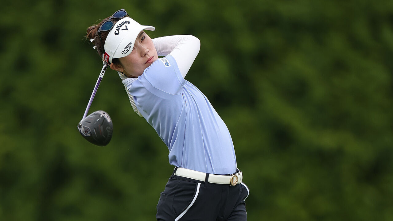 ROGERS, ARKANSAS - SEPTEMBER 26: Yuna Nishimura of Japan plays her tee shot on the fifth hole during the second round of the Walmart NW Arkansas Championship presented by P&G 2026 at Pinnacle Country Club on September 26, 2026 in Rogers, Arkansas.