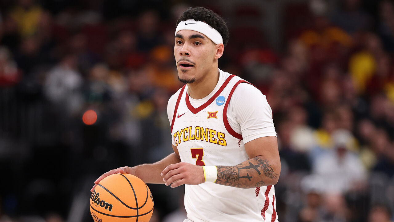 CHICAGO, ILLINOIS - MARCH 27: Tamin Lipsey #3 of the Iowa State Cyclones dribbles against the Tennessee Volunteers in the Sweet Sixteen of the 2026 NCAA Men's Basketball Tournament at the United Center on March 27, 2026 in Chicago, Illinois.