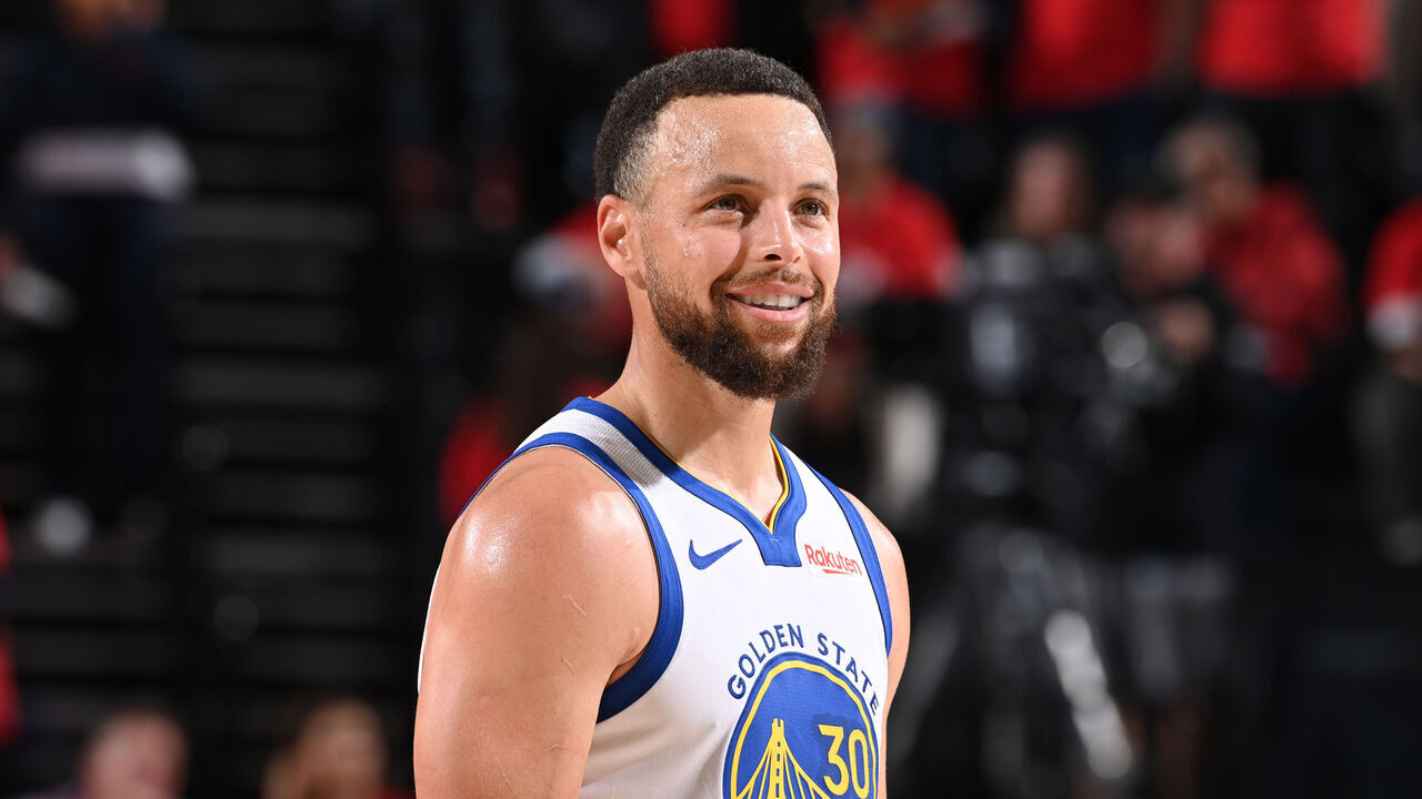 LOS ANGELES, CA - APRIL 15: Stephen Curry #30 of the Golden State Warriors smiles during the game against the LA Clippers on April 15, 2026 at Crypto.com Arena in Los Angeles, California. NOTE TO USER: User expressly acknowledges and agrees that, by downloading and/or using this Photograph, user is consenting to the terms and conditions of the Getty Images License Agreement. Mandatory Copyright Notice: Copyright 2026 NBAE