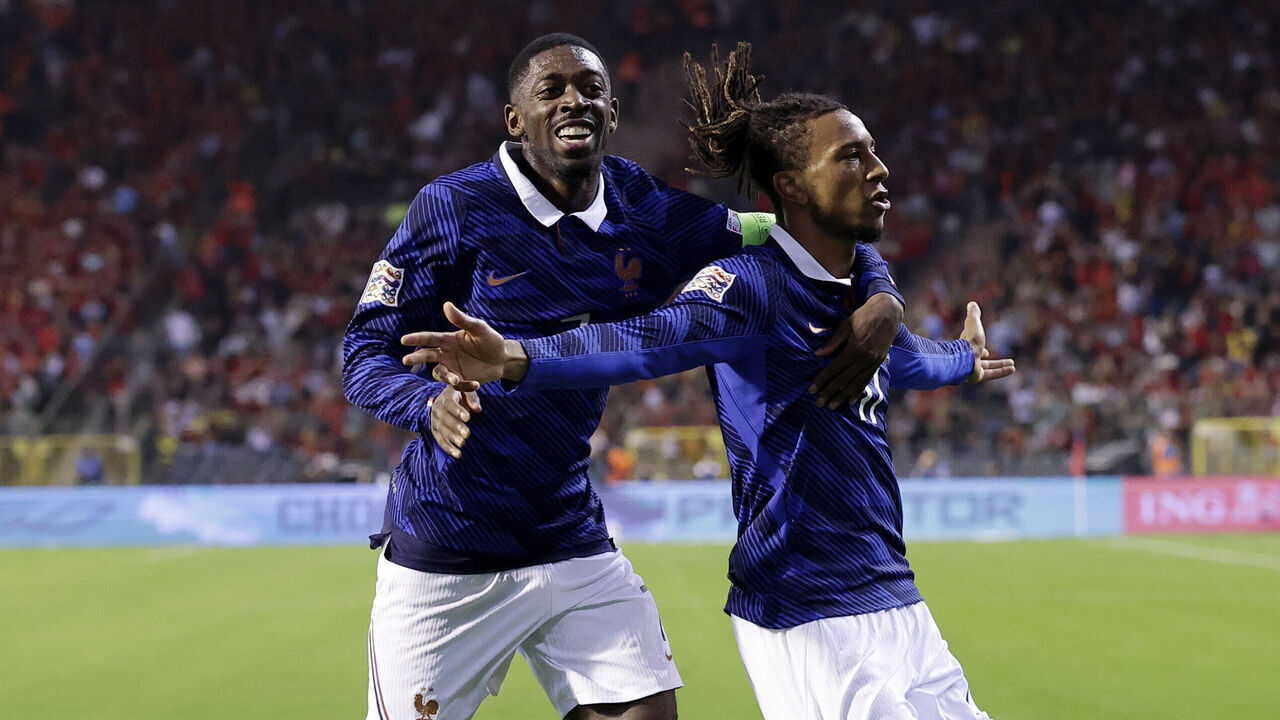 BRUSSEL, BELGIUM - SEPTEMBER 28: Michael Olise of France celebrates 0-1 with Ousmane Dembele of France during the UEFA Nations league match between Belgium v France at the King Baudouin Stadium on September 28, 2026 in Brussel Belgium