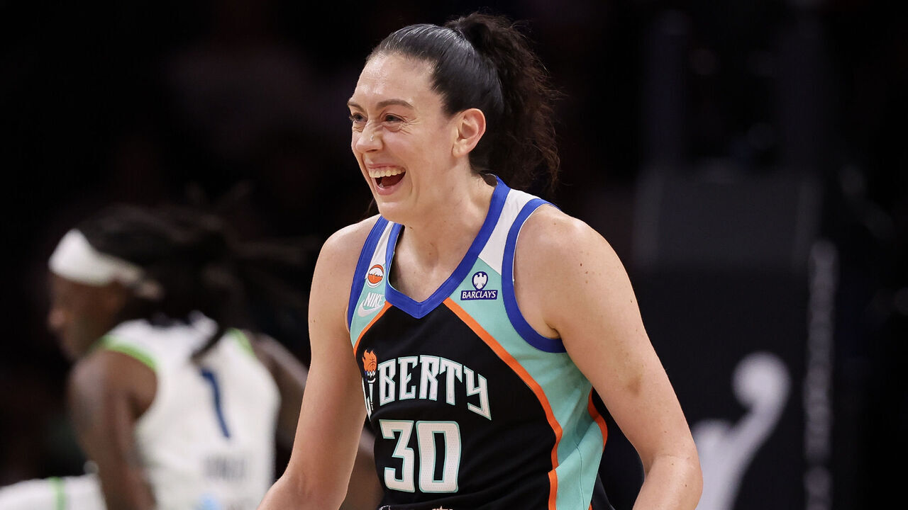 NEW YORK, NEW YORK - SEPTEMBER 29: Breanna Stewart #30 of the New York Liberty reacts in the third quarter against the Minnesota Lynx during game two of the WNBA Playoffs first round at Barclays Center on September 29, 2026 in the Brooklyn borough of New York City. The New York Liberty won 87-71.