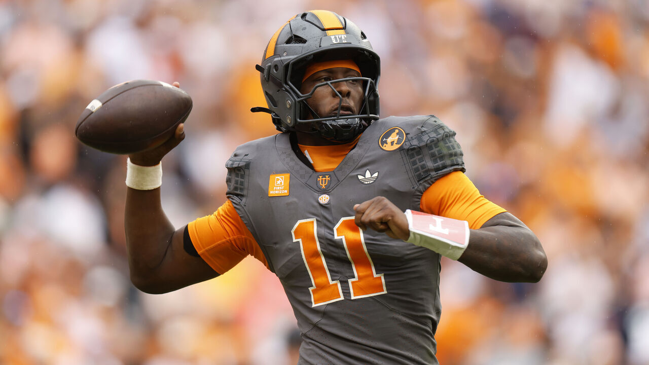 KNOXVILLE, TENNESSEE - OCTOBER 03: Faizon Brandon #11 of the Tennessee Volunteers drops back to pass the ball during the first half of the game against the Auburn Tigers at Neyland Stadium on October 03, 2026 in Knoxville, Tennessee.