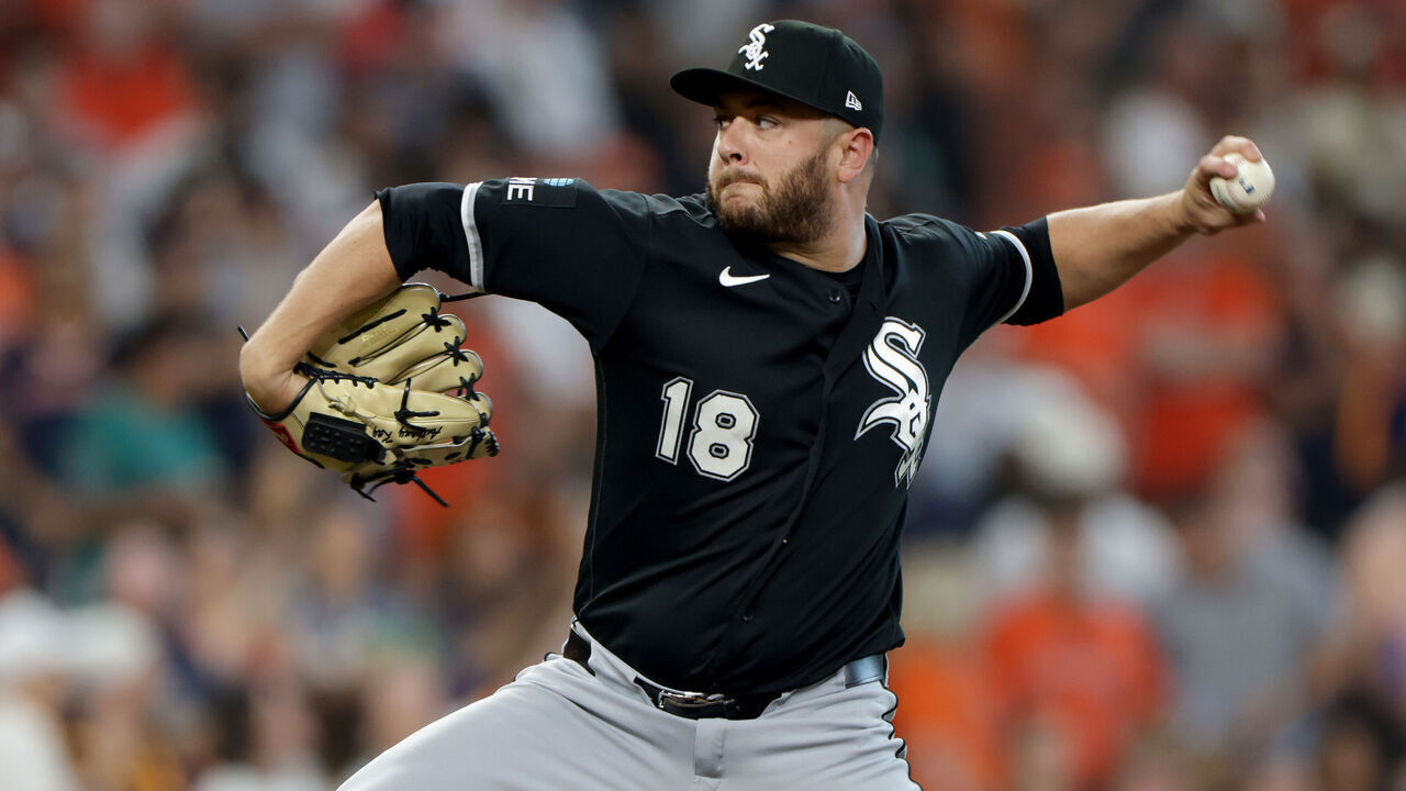 HOUSTON, TEXAS - SEPTEMBER 30: Anthony Kay #18 of the Chicago White Sox throws a pitch against the Houston Astros during the fifth inning in game two of the American League Wild Card Series at Daikin Park on September 30, 2026 in Houston, Texas.