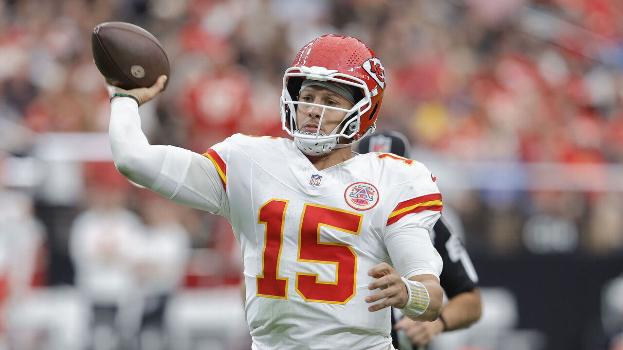 LAS VEGAS, NEVADA - OCTOBER 04: Patrick Mahomes #15 of the Kansas City Chiefs passes the ball against the Las Vegas Raiders during the fourth quarter at Allegiant Stadium on October 04, 2026 in Las Vegas, Nevada.