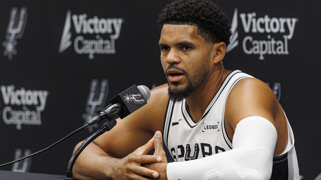 SAN ANTONIO, TEXAS - SEPTEMBER 28: San Antonio Spurs forward Tobias Harris (23) answers questions from reporters during the NBA basketball team's media day at the Victory Capital Performance Center in San Antonio, Monday, Sept. 28, 2026. (Sam Owens/San Antonio Express-News via Getty Images)