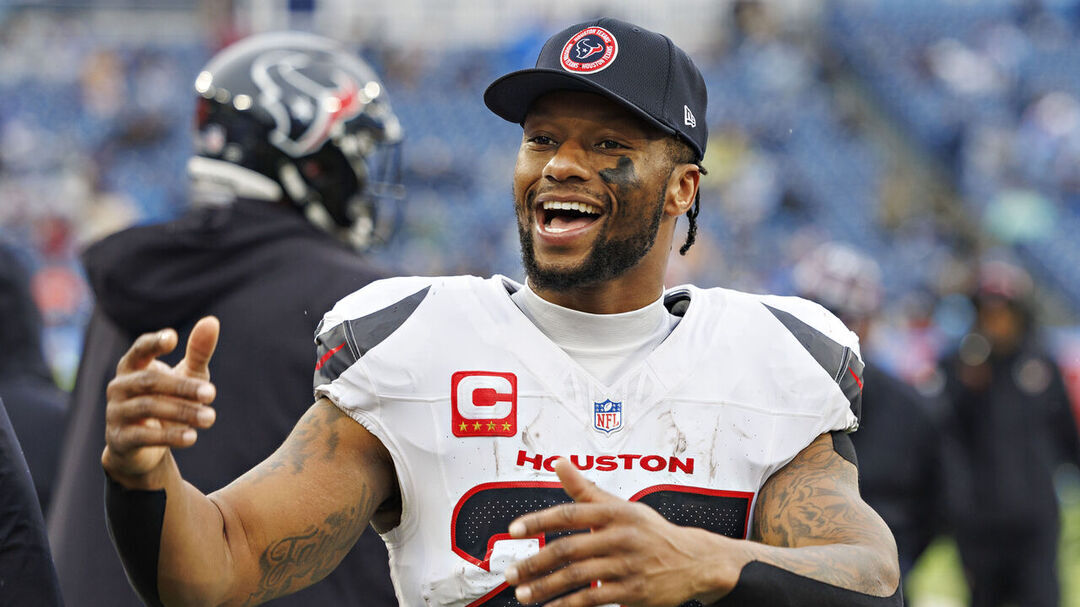 Report: Seahawks signing free agent Mixon | theScore