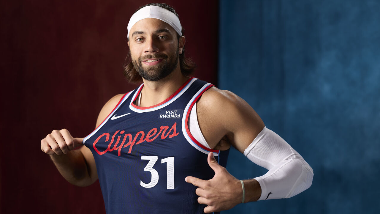 INGLEWOOD, CALIFORNIA - SEPTEMBER 28: Max Strus #31 of the Los Angeles Clippers poses for a photo at the Los Angeles Clippers Media Day at Intuit Dome on September 28, 2026 in Inglewood, California.