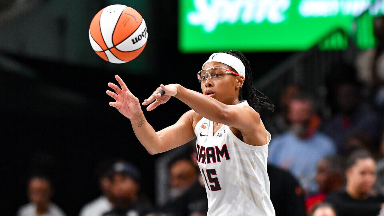 ATLANTA, GA - OCTOBER 04: Atlanta guard Allisha Gray (15) passes the ball during the WNBA second round playoff game between the New York Liberty and the Atlanta Dream on October 4th, 2026 at State Farm Arena in Atlanta, GA.