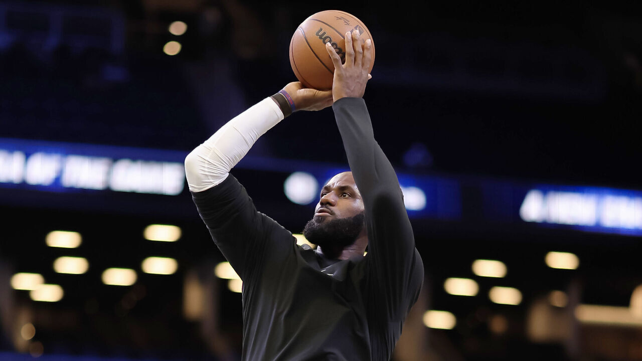 NEW YORK, NEW YORK - OCTOBER 08: LeBron James #23 of the Philadelphia 76ers warms up prior to a preseason game against the Brooklyn Nets at Barclays Center on October 08, 2026 in the Brooklyn borough of New York City. NOTE TO USER: User expressly acknowledges and agrees that, by downloading and or using this photograph, User is consenting to terms and conditions of the Getty Images License Agreement.