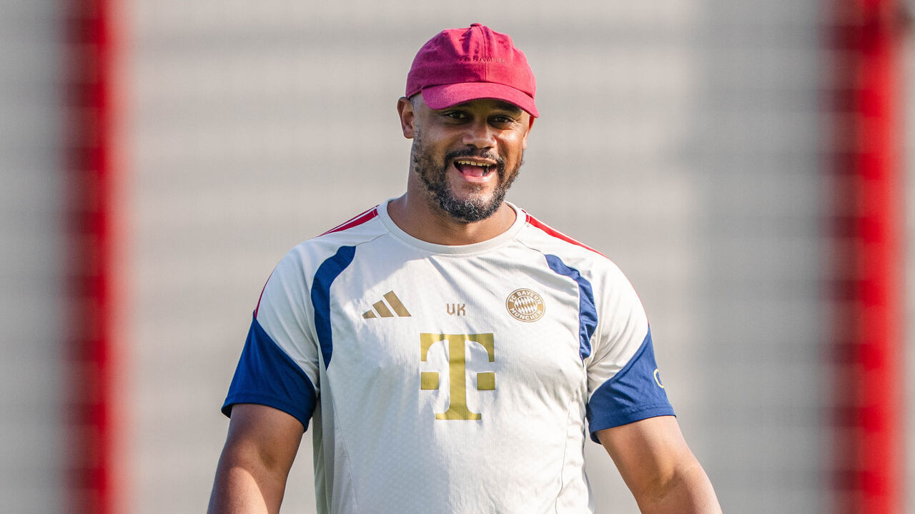 MUNICH, GERMANY - OCTOBER 07: Vincent Kompany of FC Bayern Muenchen during a training session at Saebener Strasse training ground on October 07, 2026 in Munich, Germany.