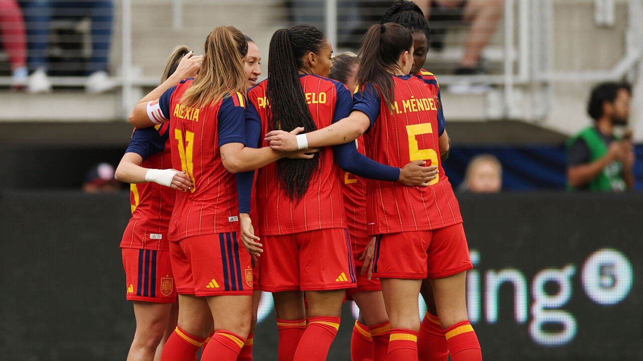WASHINGTON, DC - OCTOBER 10: Eva Navarro #19 of Spain celebrates scoring her team's second goal with teammates during the international friendly match between United States and Spain at Audi Field on October 10, 2026 in Washington, DC.