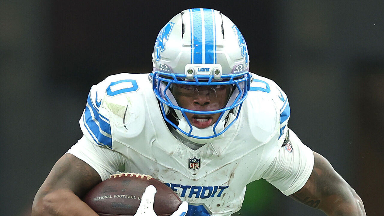 GLENDALE, ARIZONA - OCTOBER 11: Jahmyr Gibbs #0 of the Detroit Lions carries the ball against the Arizona Cardinals during the second quarter at State Farm Stadium on October 11, 2026 in Glendale, Arizona.