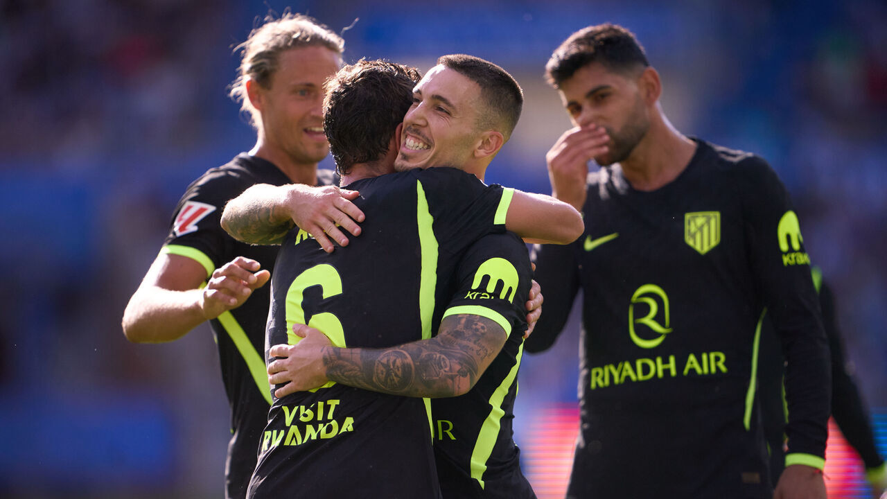 VITORIA-GASTEIZ, SPAIN - OCTOBER 10: Alejandro Grimaldo of Atletico de Madrid celebrates after scoring their side's first goal during the LaLiga EA Sports 2026/27 match between Deportivo Alaves and Atletico de Madrid at Estadio de Mendizorroza on October 10, 2026 in Vitoria-Gasteiz, Spain.