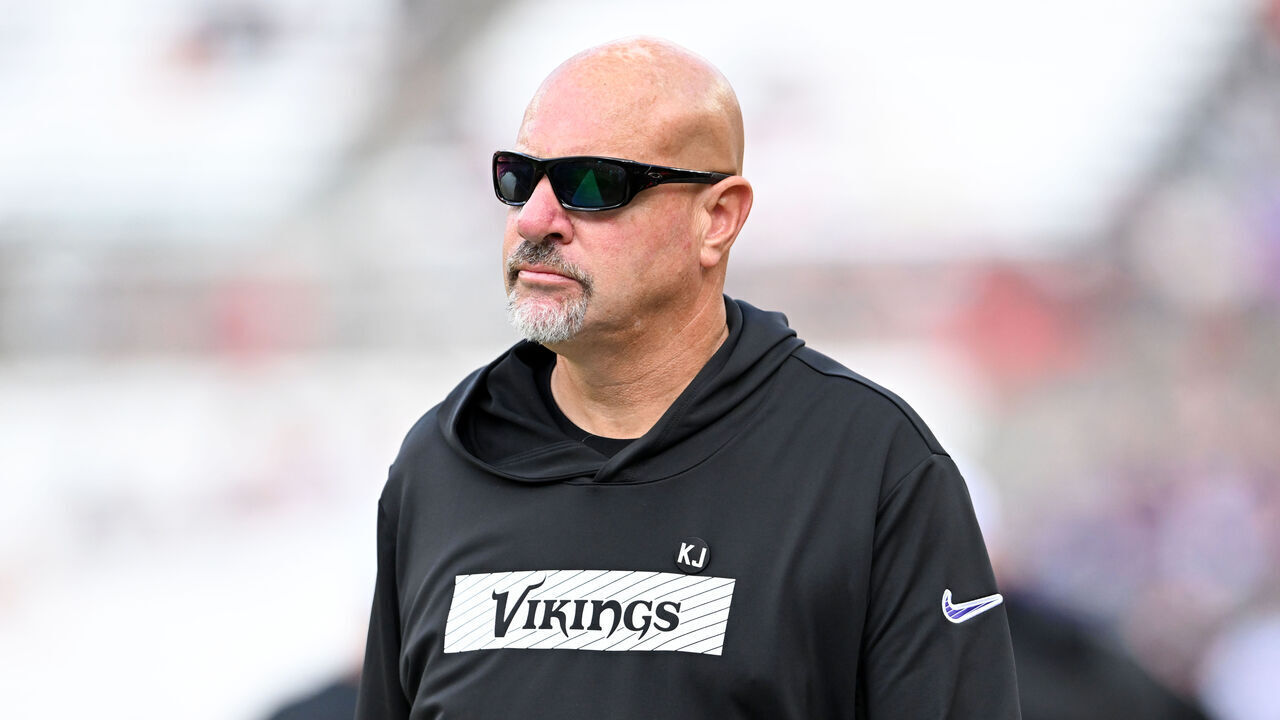 CLEVELAND, OHIO - AUGUST 17: Assistant head coach/outside linebackers coach Mike Pettine of the Minnesota Vikings looks on prior to a preseason game against the Cleveland Browns at Cleveland Browns Stadium on August 17, 2024 in Cleveland, Ohio.