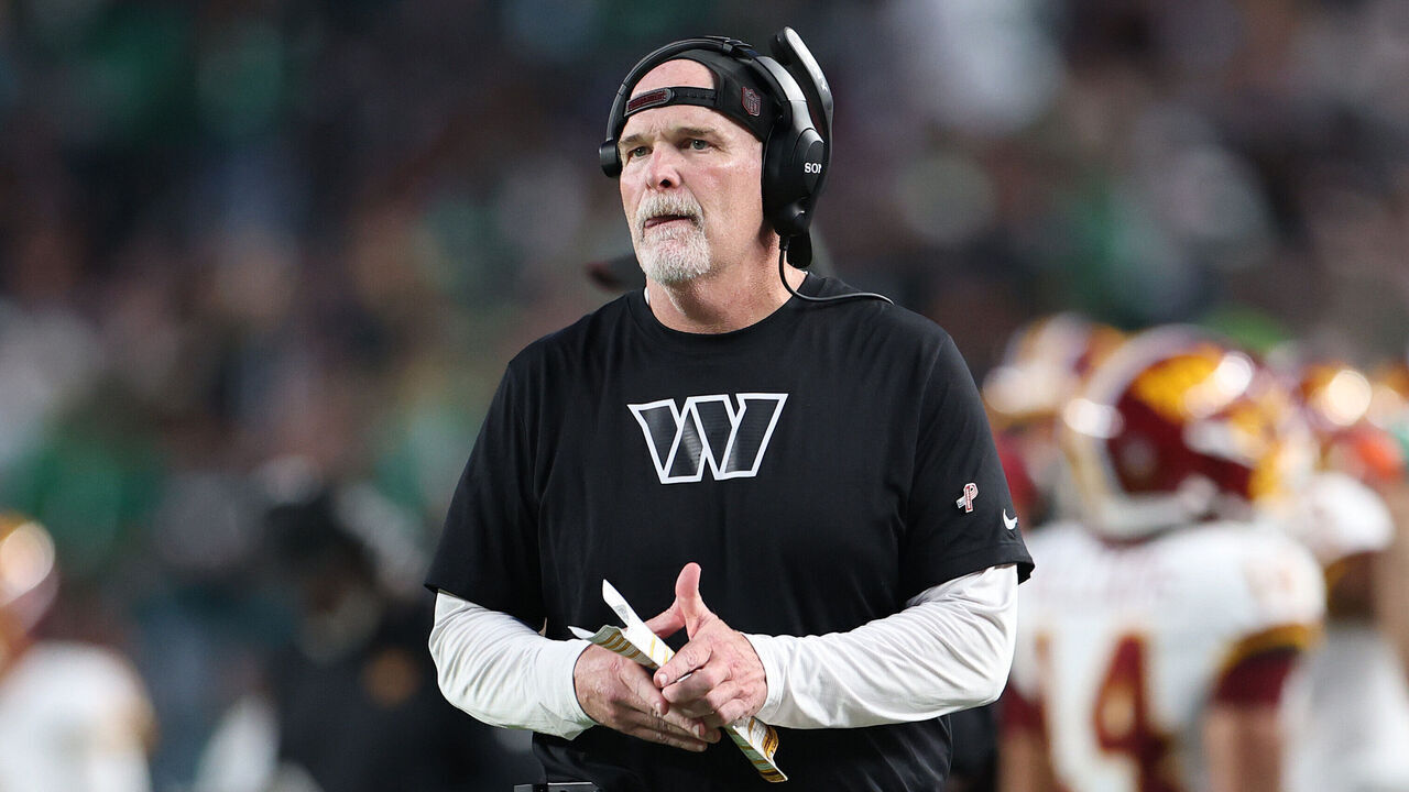PHILADELPHIA, PENNSYLVANIA - SEPTEMBER 13: Head coach Dan Quinn of the Washington Commanders looks on in the fourth quarter against the Philadelphia Eagles at Lincoln Financial Field on September 13, 2026 in Philadelphia, Pennsylvania.