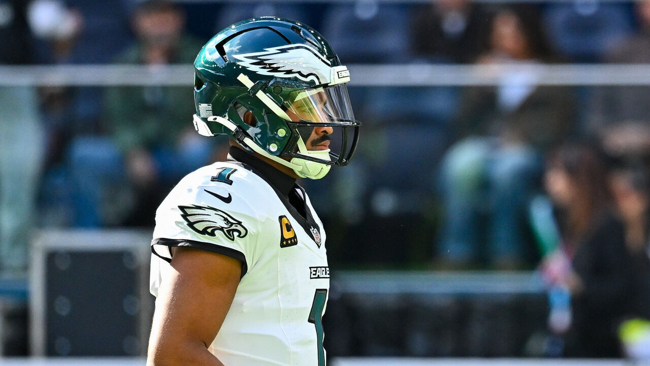 Eagles QB Jalen Hurts Out vs. Panthers With Superficial Blood Clot