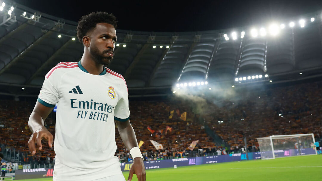 Vinicius says he's being targeted by referees, wants more | theScore