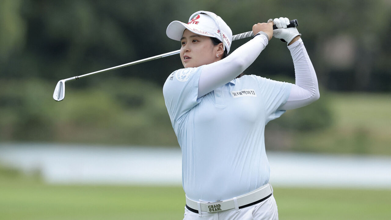 South Korea's Choi Hye-jin hits a shot during the Buick LPGA Shanghai golf tournament in Shanghai on October 16, 2026. / China OUT