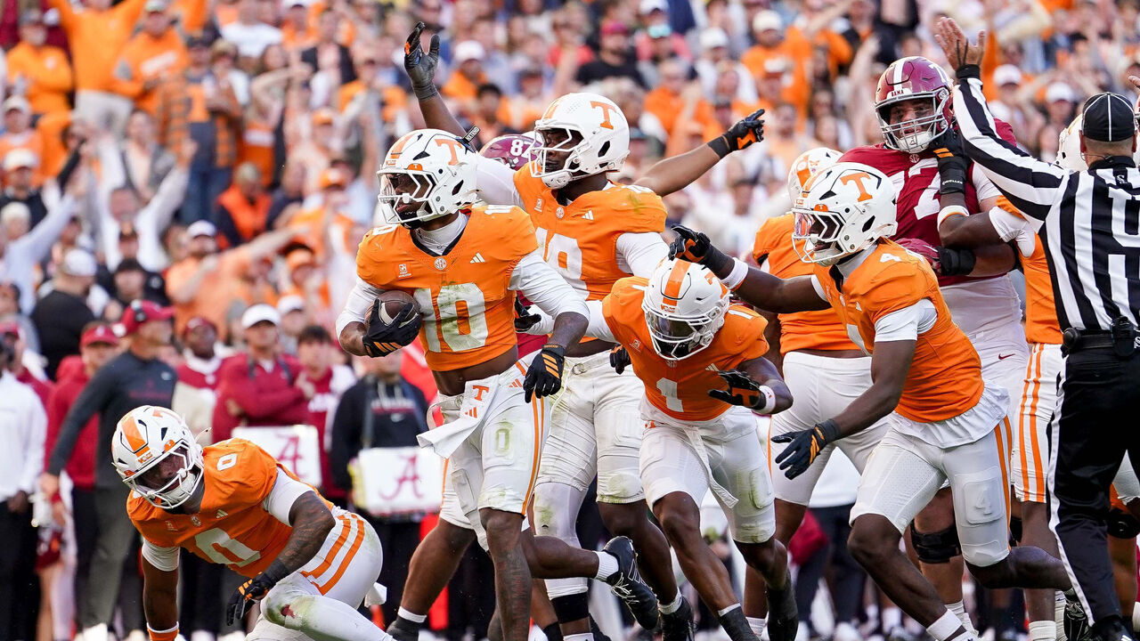 KNOXVILLE, TENNESSEE - OCTOBER 17: Dejuan Lane #10 of the Tennessee Volunteers celebrates after recovering the ball against the Alabama Crimson Tide during the first half at Neyland Stadium on October 17, 2026 in Knoxville, Tennessee.