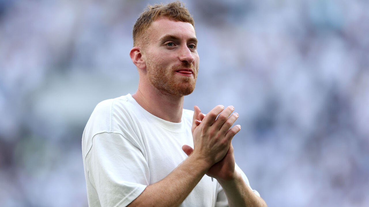 LONDON, ENGLAND - MAY 24: Dejan Kulusevski of Tottenham Hotspur applauds the fans after the Premier League match between Tottenham Hotspur and Everton at Tottenham Hotspur Stadium on May 24, 2026 in London, England.