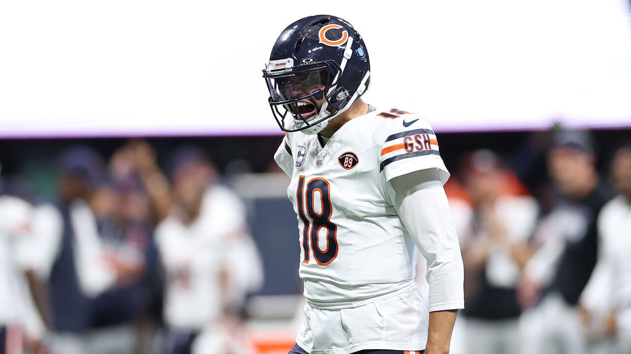 ATLANTA, GEORGIA - OCTOBER 18: Caleb Williams #18 of the Chicago Bears celebrates a touchdown against the Atlanta Falcons during the third quarter of the game at Mercedes-Benz Stadium on October 18, 2026 in Atlanta, Georgia.