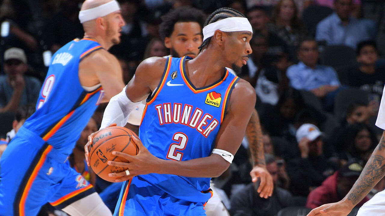 SAN ANTONIO, TX - OCTOBER 20: Shai Gilgeous-Alexander #2 of the Oklahoma City Thunder handles the ball during the game against the San Antonio Spurs on October 20, 2026 at the Frost Bank Center in San Antonio, Texas. Mandatory Copyright Notice: Copyright 2026 NBAE (Photos by Michael Gonzales/NBAE via Getty Images)