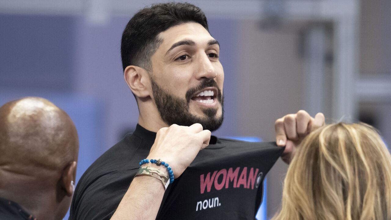CHICAGO, IL - AUGUST 23: American basketball player Enes Kanter Freedom gets thrown out during the regular season WNBA game between the Indiana Fever and the Chicago Sky on August 23, 2026 at the Wintrust Arena in Chicago, Illinois.