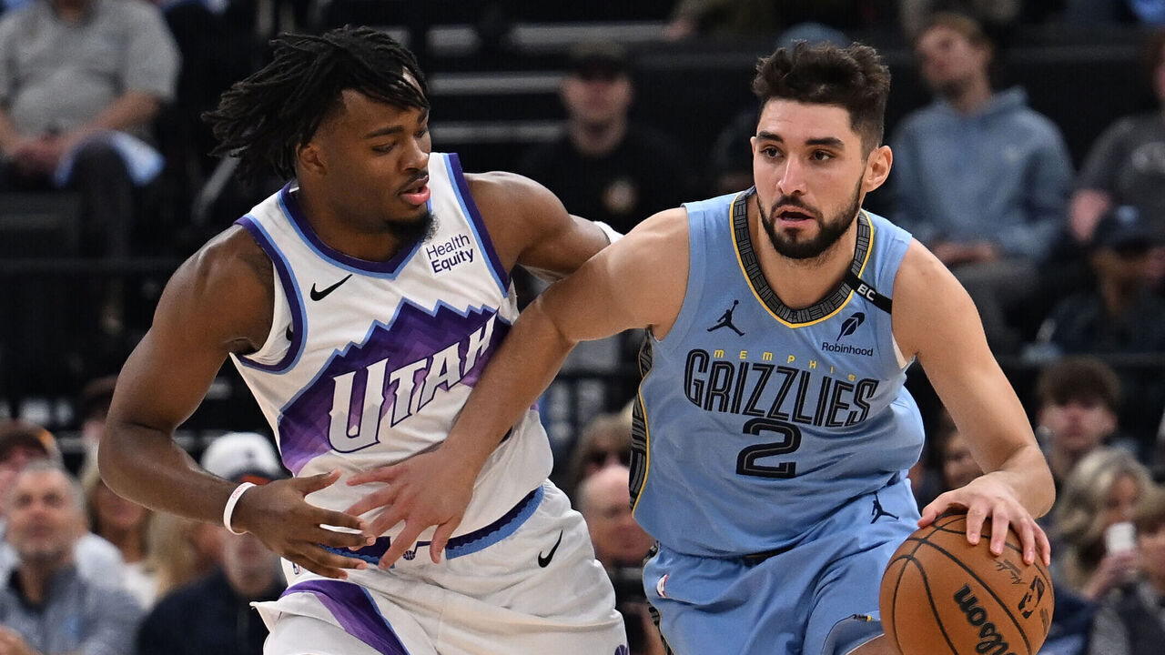 MEMPHIS, TN - OCTOBER 21: Ty Jerome #2 of the Memphis Grizzlies dribbles the ball during the game against the Utah Jazz on October 21, 2026 at FedExForum in Memphis, Tennessee. Mandatory Copyright Notice: Copyright 2026 NBAE